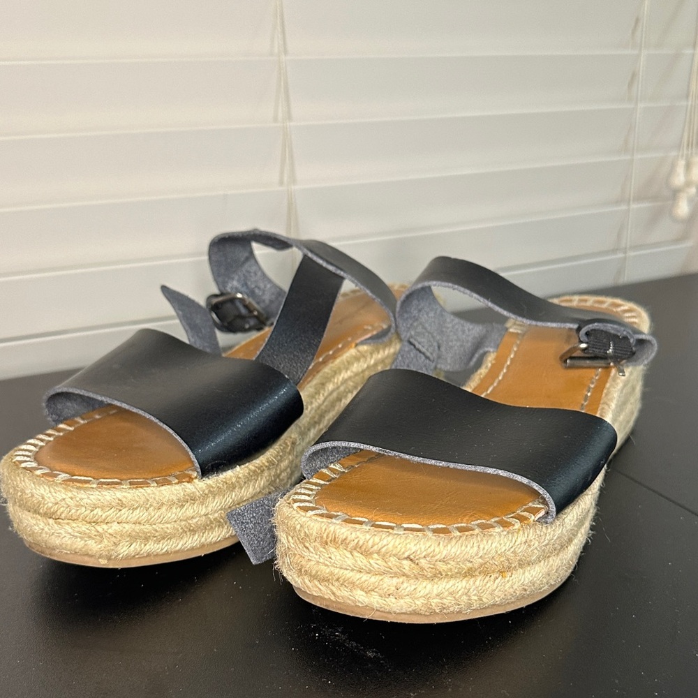 Universal Thread Platform Espadrille Sandal